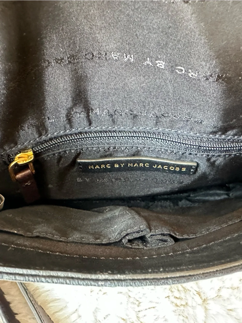 Marc Jacobs Leather Crossbody. Great condition